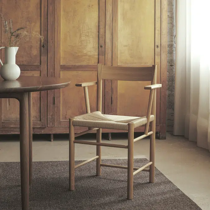 F Armchair with paper cord