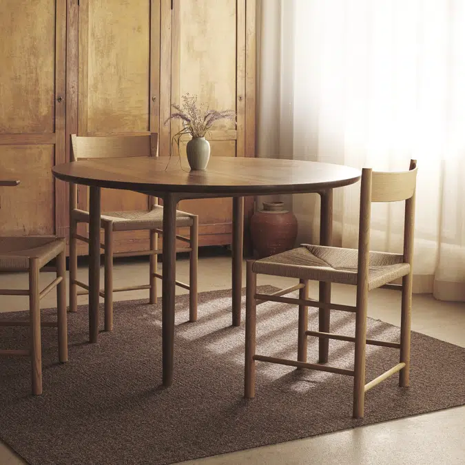 F Dining Chair with paper cord