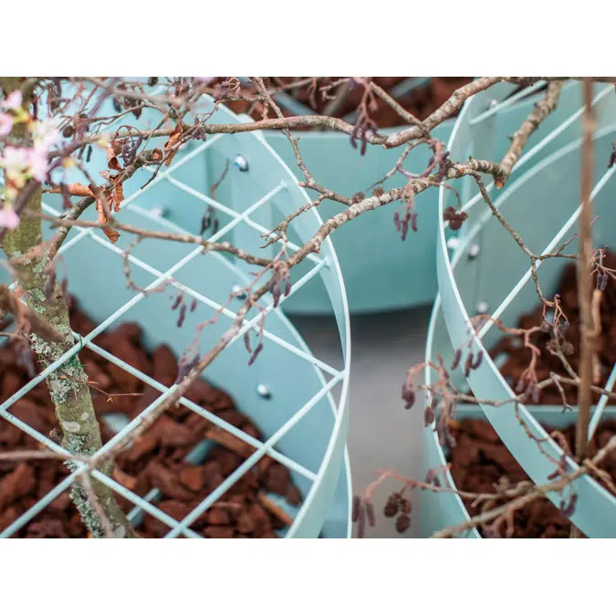 Gro planter and frame