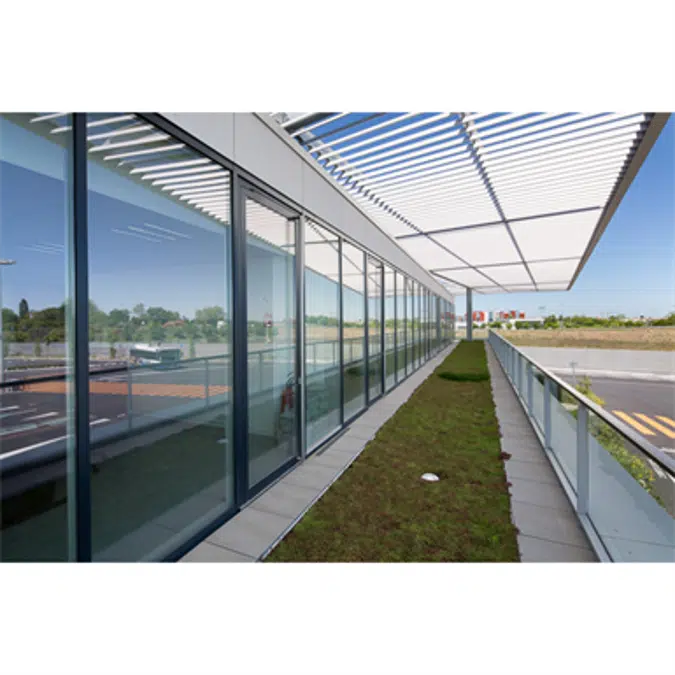 Curtain wall - KADRILLE AA100 50mm Drainage by Volume Glassware