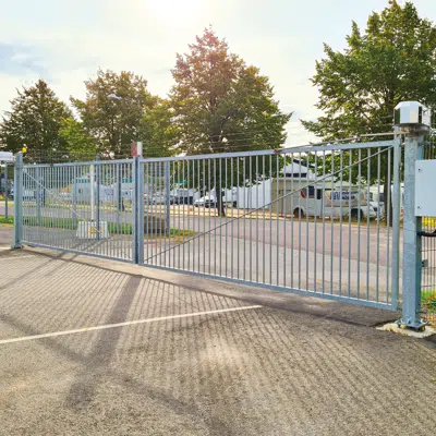 Obrázek pro Robust Industrial Swing Gate