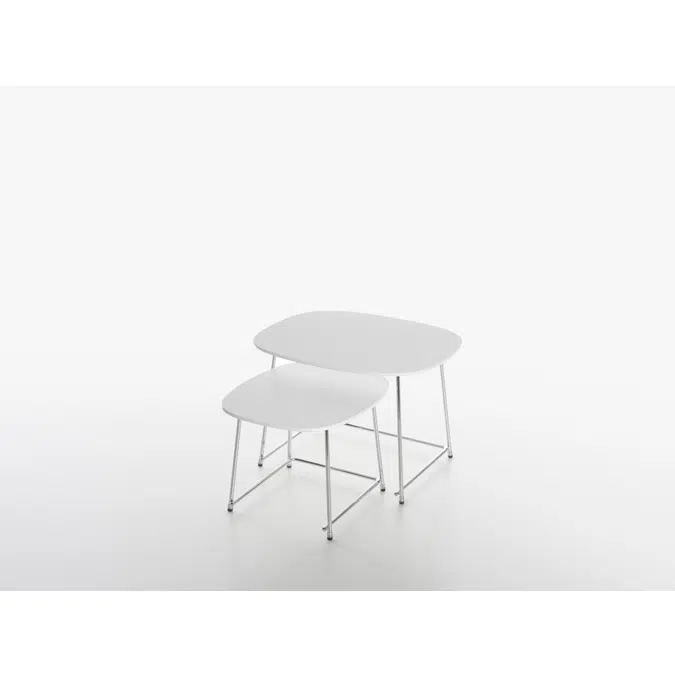 CUP lounge tables