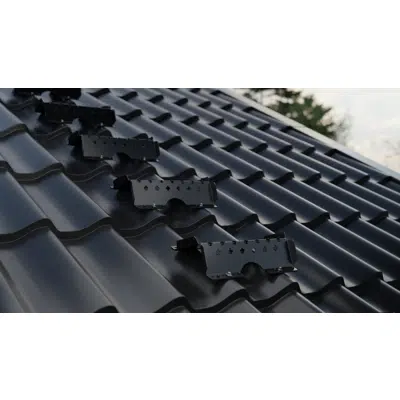 afbeelding voor Roof steps metal roof