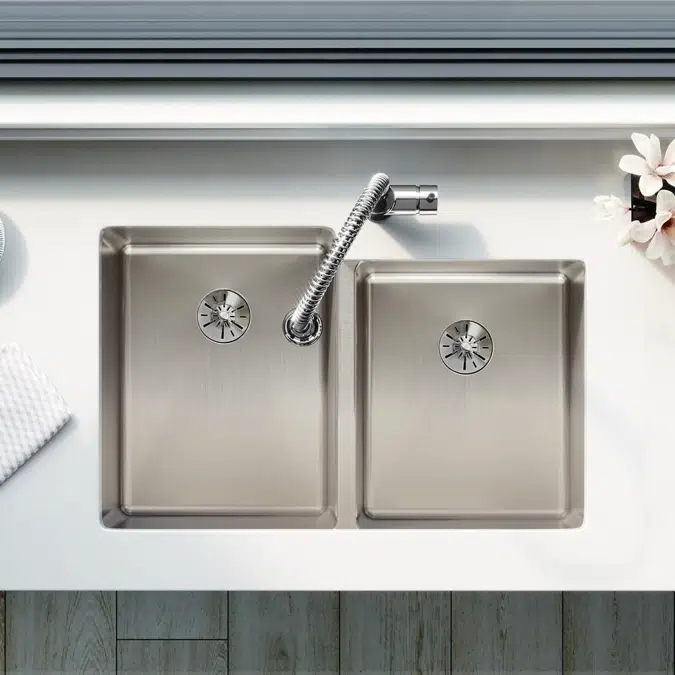 ELUHH3120RTPD Lustertone Iconix® 16 Gauge Stainless Steel 31-1/4" x 20-1/2" x 9" Double Bowl Undermount Sink with Right Perfect Drain®