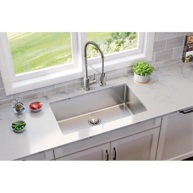 ELUH3017T Lustertone Iconix® 18 Gauge Stainless Steel 32-1/2 x 19-1/2" x 9" Single Bowl Undermount Sink