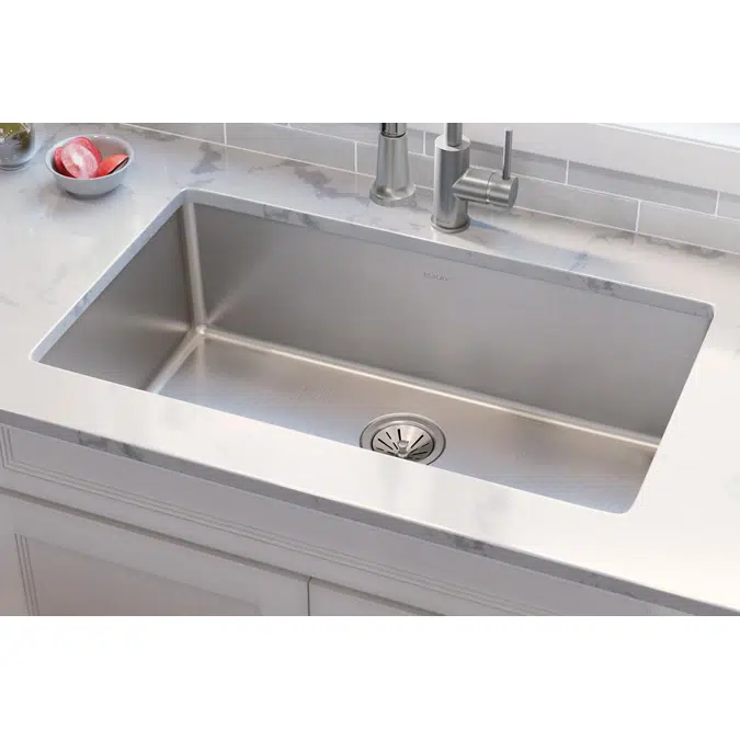 ELUH3017T Lustertone Iconix® 18 Gauge Stainless Steel 32-1/2 x 19-1/2" x 9" Single Bowl Undermount Sink