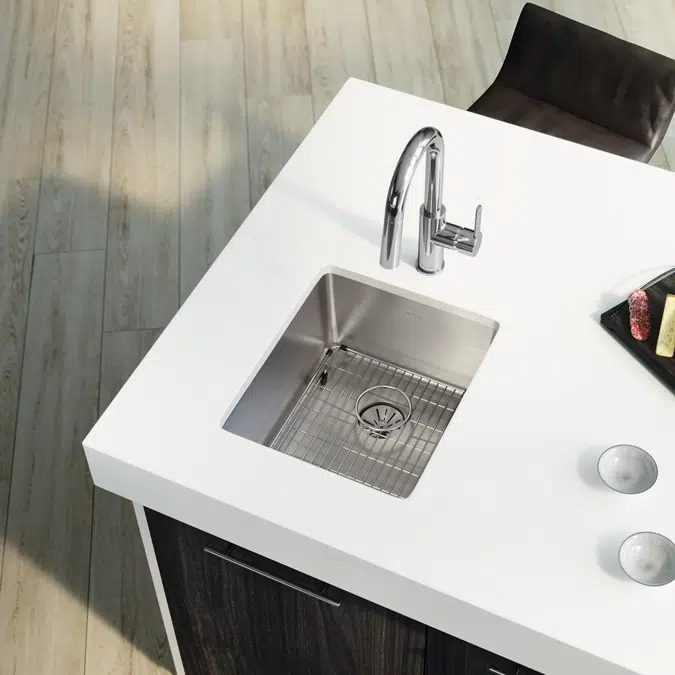 LKAV3032_CR_LS_MB_BK Avado® Single Hole Bar Faucet with Pull-down Spray and Lever Handle