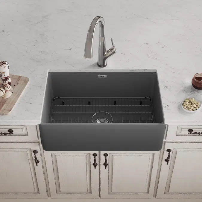 SWUF28179MGFLC Fireclay 30" x 19-15/16" x 9-1/8" Single Bowl Farmhouse Sink Kit with Filtered Faucet