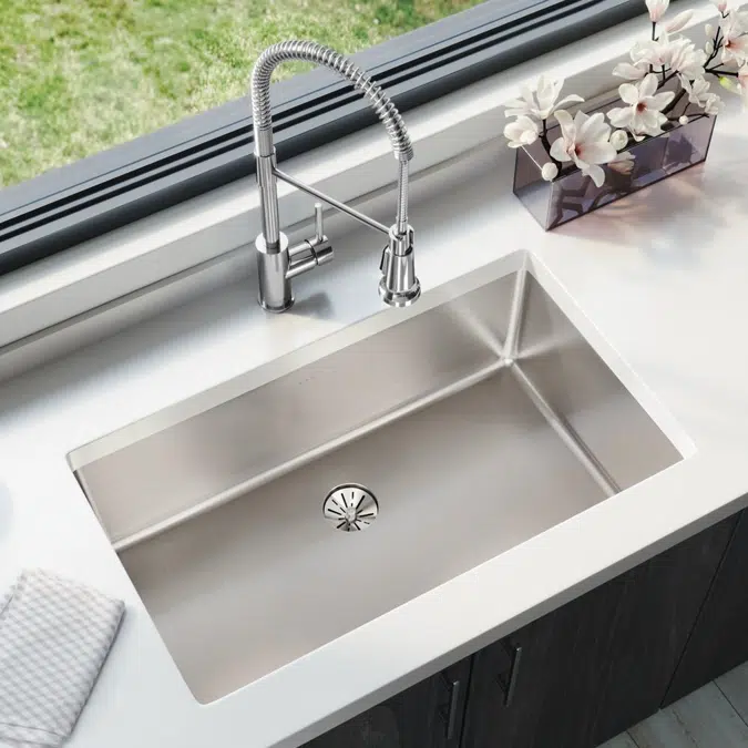 ELUHH3017TPD Lustertone Iconix® 16 Gauge Stainless Steel, 32-1/2" x 19-1/2" x 9" Single Bowl Undermount Sink with Perfect Drain®