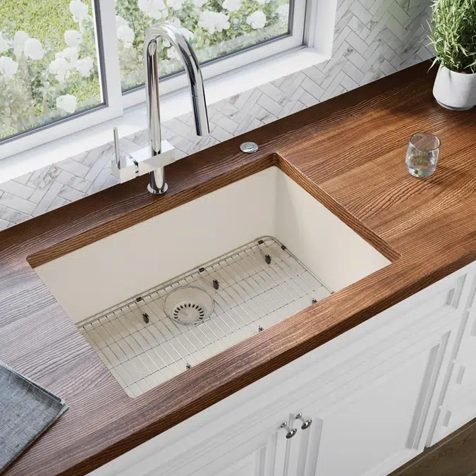 ELXRU13322 Quartz Luxe® 33" x 18-7/16" x 9-7/16" Single Bowl Undermount Sink