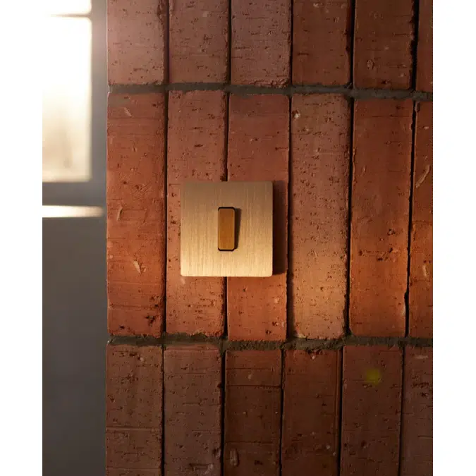 Single cover plate for light switches and sockets, M collection