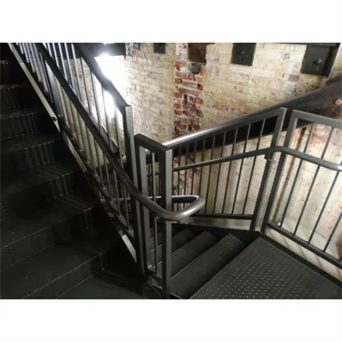 L200 Checker Plate Stair Landings