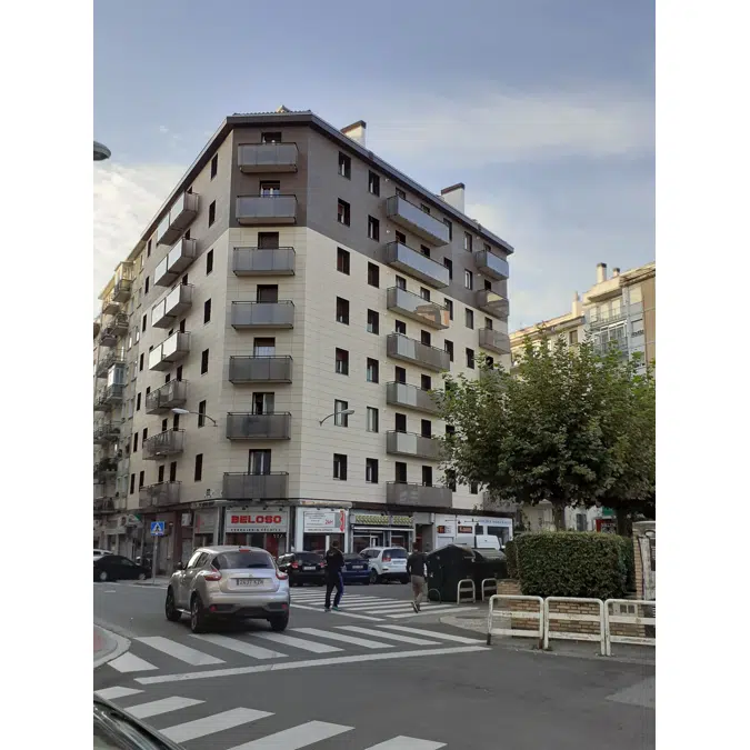 FACHADA VENTILADA FRONTEK M6001