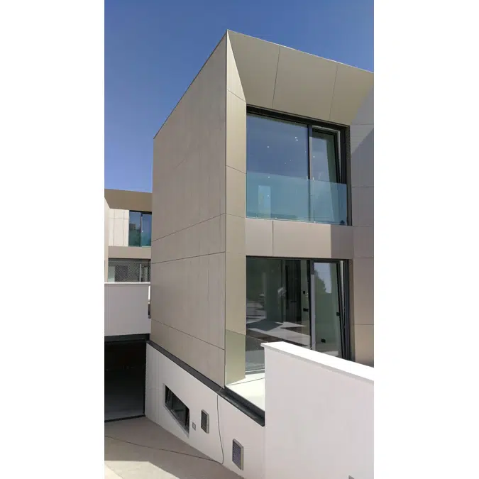 VENTILATED FACADE FRONTEK SV154