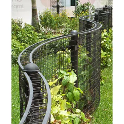 afbeelding voor Greenscreen:  Custom Curved green facade trellis