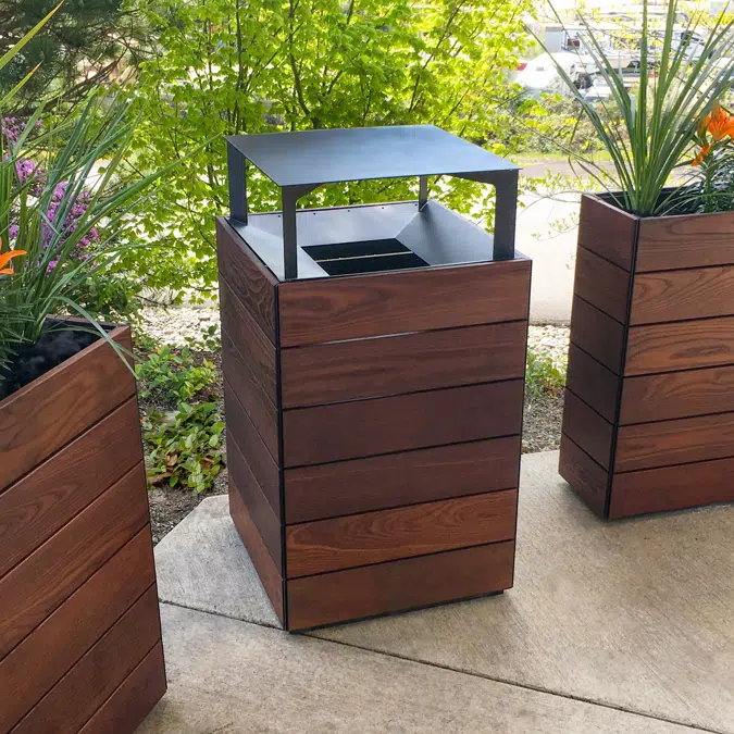 Boulevard Bins & Recyclers