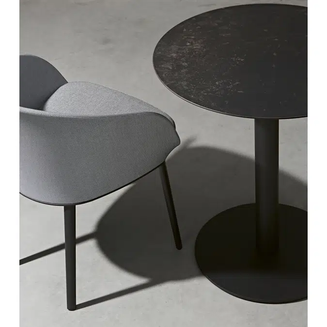 Flamingo outdoor dining table with round top 80x80x76