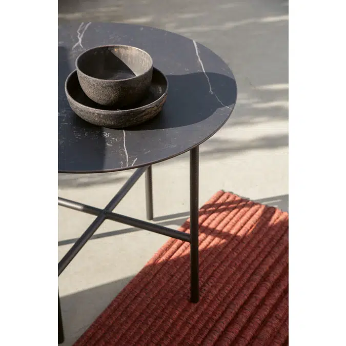 Grada outdoor side table Ø 50x45