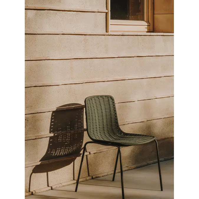 Lapala hand-woven chair C597 T