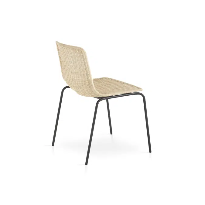 Lapala indoor hand-woven chair
