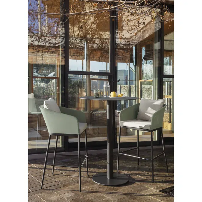 Senso chairs bar stool