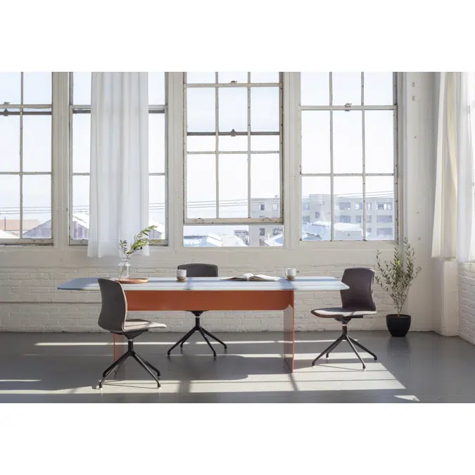 Kabi Swivel Chair