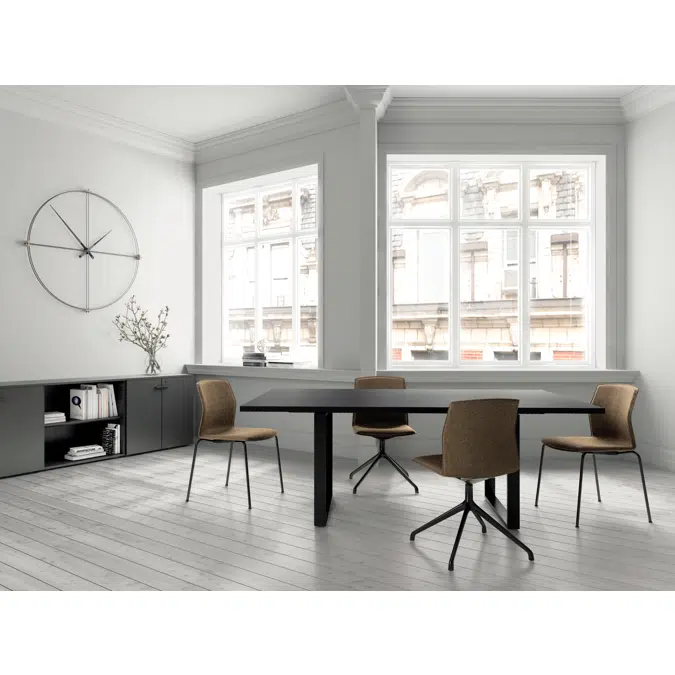 Kabi Swivel Chair