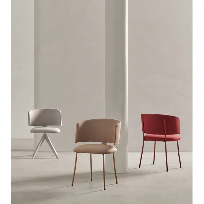 Daily upholstered chairs and armchairs