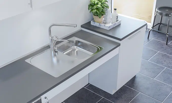 ErgoSteel - Flache Einbauspülen für barrierefreie Küchen