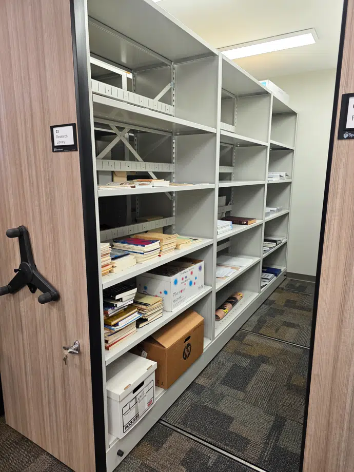 4-Post FreeSpan™ Shelving 