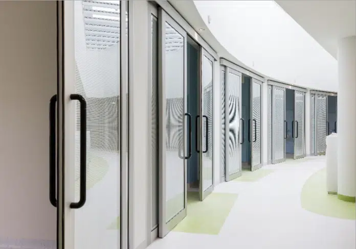 Flo Motion - Bi-Part - Glazed sliding door