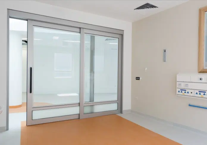 Flo Motion - Single Slide - Glazed sliding door