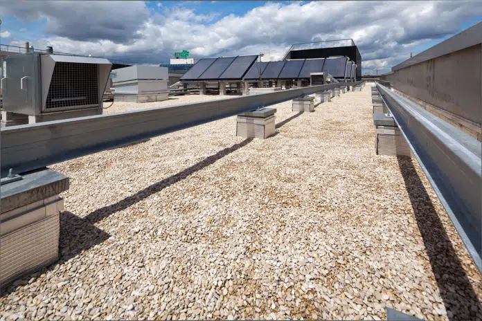 Non-accessible roofs with heavy protection