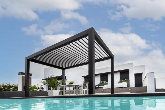 solar protection - Modular Bioclimatic Pergola