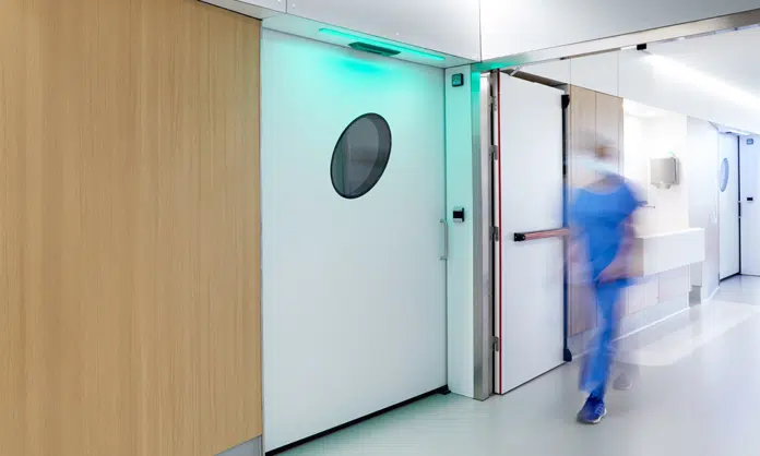 AUTOMATIC DOORS - Sliding hermetic doors