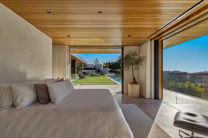 Aluminum Windows & Doors