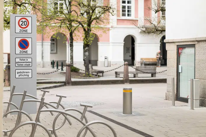 Traffic bollards